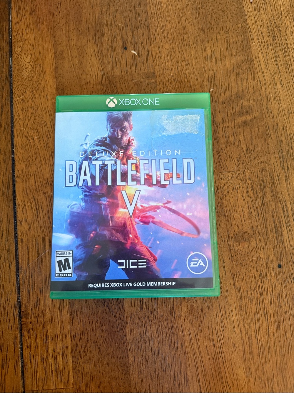 Battlefield V Deluxe Edition (Xbox One) - Green Case